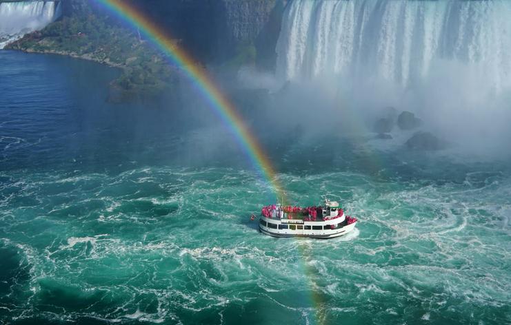 Toronto To Niagara Falls Day Tour (Small Group Tour. Boat Cruise & Wine ...